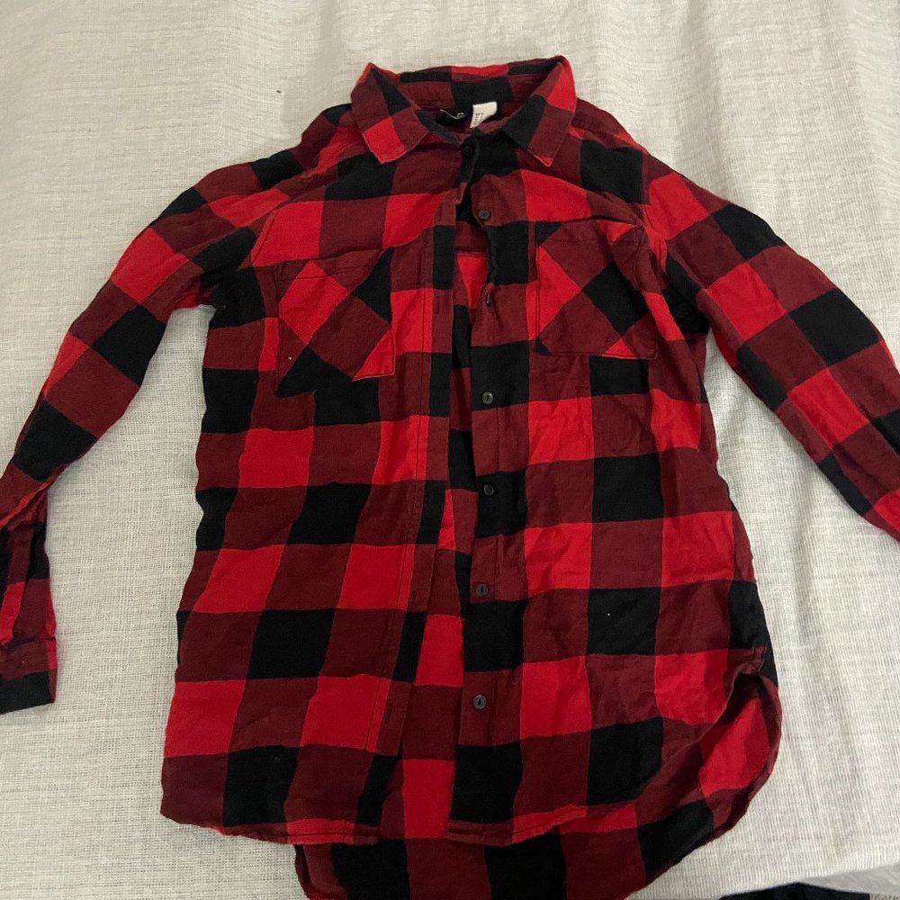 HM Divided Plaid Button Up
